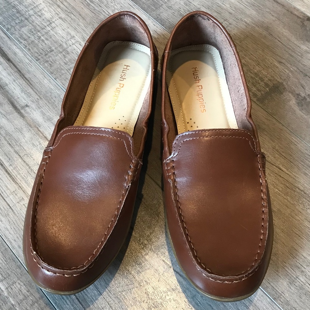 Hush Puppies! So cute- Brown Driving shoes Mocs